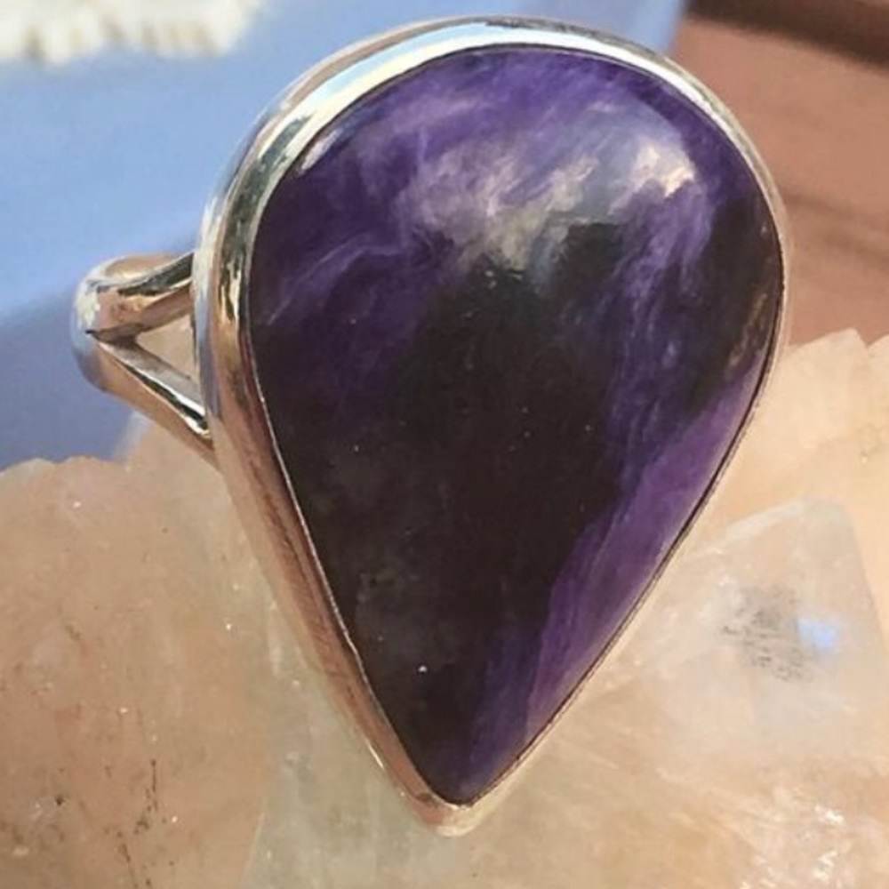 🔮🙌🏾 Handmade Purple Charoite Silver Ring